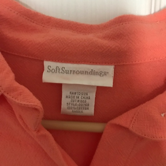 ‼️SALE‼️ 🍁 Beautiful Vintage Long Top 🍁 - Picture 3 of 5